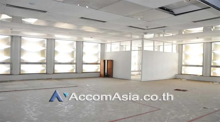 unit Office space For Rent in Silom, Bangkok  near MRT Lumphini (AA11167)